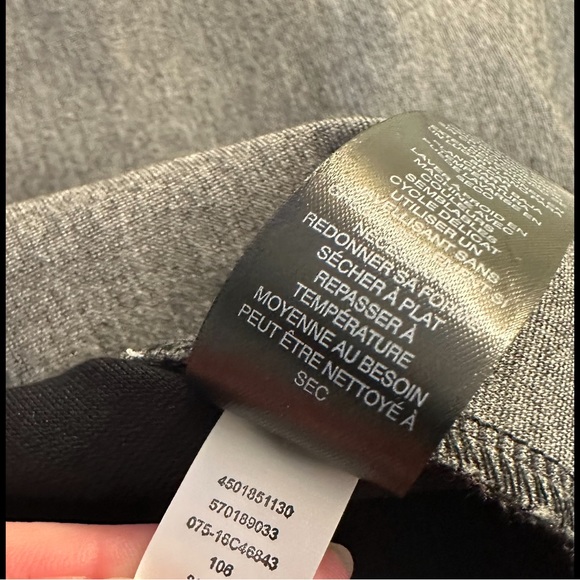 New CHICO’S Swirl Pattern Ponte Knit Dress Purple Gray Black Shift Sheath Zipper - Picture 11 of 13